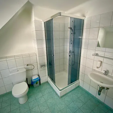 Landhaus Tauplitz بيت ضيافة 3*