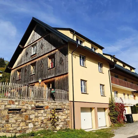 Landhaus Tauplitz بيت ضيافة